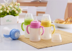 新生儿的喂养方法有哪些呢